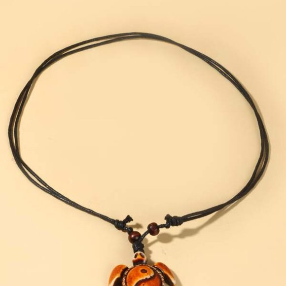 Yin Yang Turtle Pendant Choker Necklace - Picture 3 of 4
